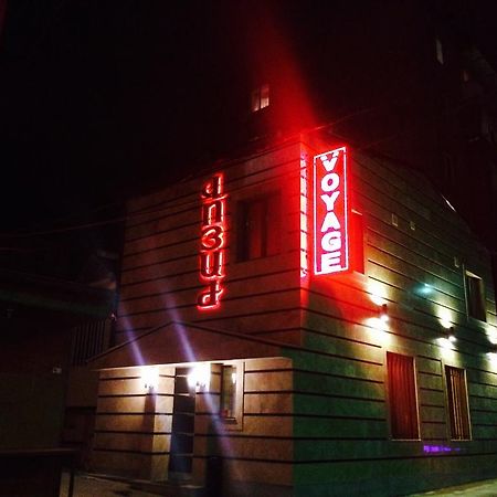 Voyage Hotel Erivan Exterior foto