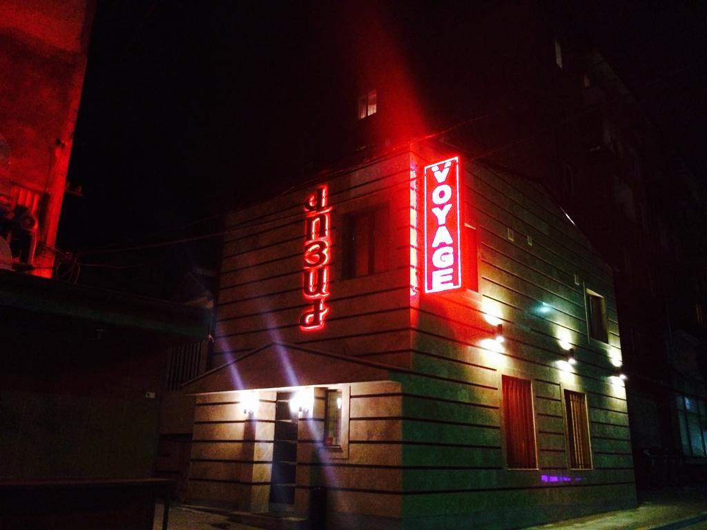 Voyage Hotel Erivan Exterior foto